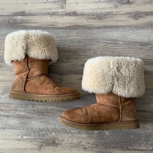 UGG Bailey Button Triplet Boot Size 8